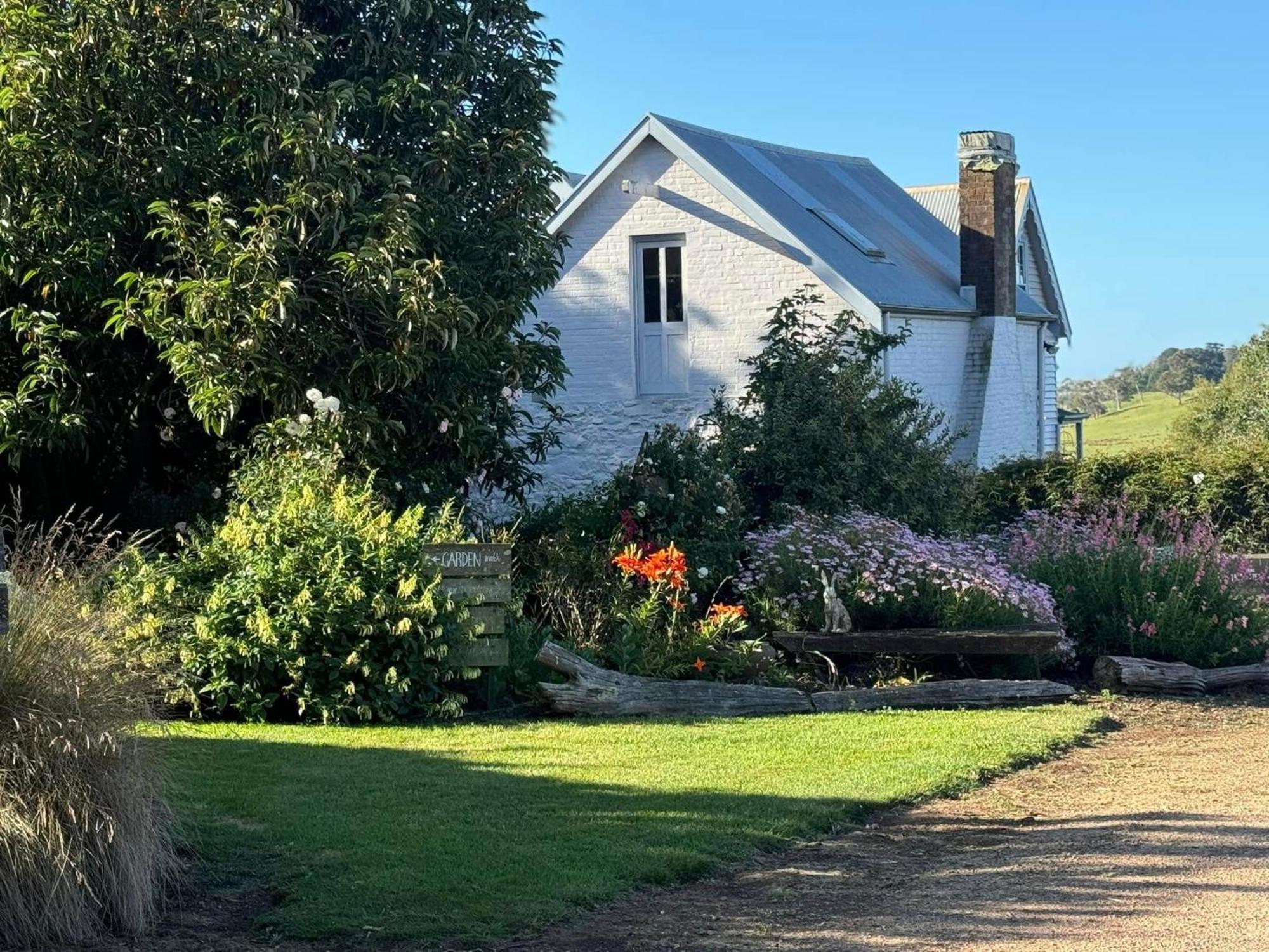 Robin Hoods Well Farm Stay Sassafras Exterior foto